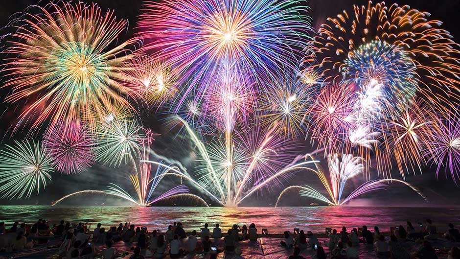 ８月の定休日